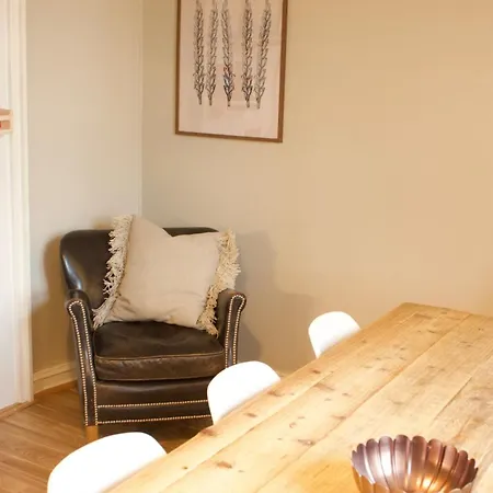 St Hanshaugen 4 Bedrooms For 8 Guests * Oslo