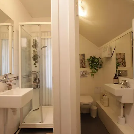 St Hanshaugen 4 Bedrooms For 8 Guests Lejlighed *