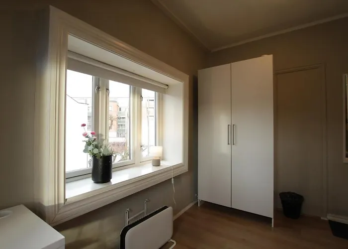 Apartment St Hanshaugen 4 Bedrooms For 8 Guests