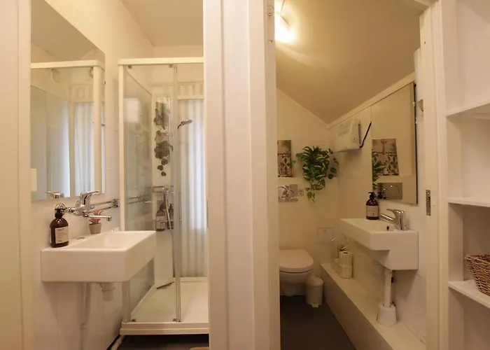 St Hanshaugen 4 Bedrooms For 8 Guests Apartment *