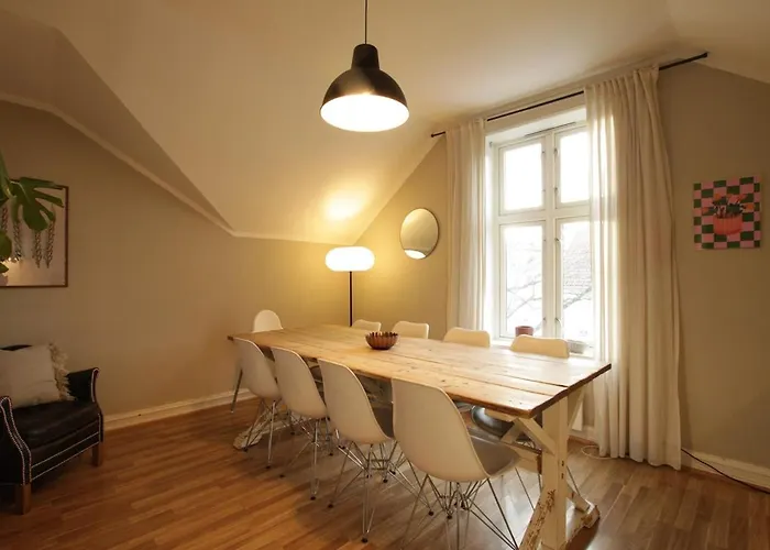 Apartment St Hanshaugen 4 Bedrooms For 8 Guests